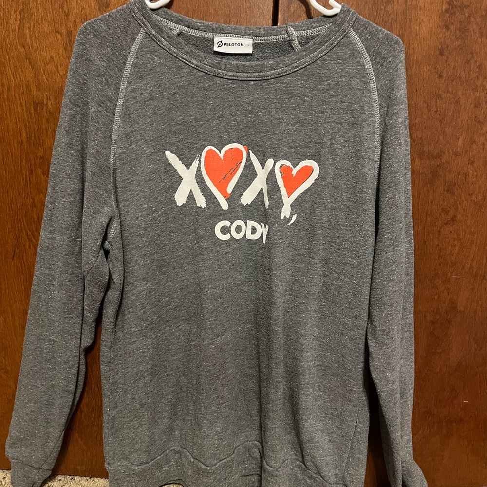 Xoxo Cody peloton Gray Women's Sweater